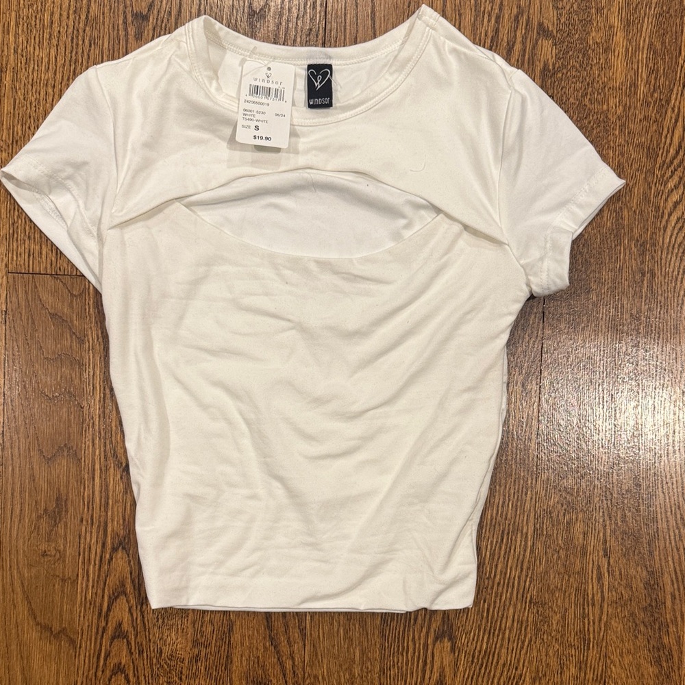Windsor Cropped Keyhole T-Shirt White Women's Top size small NWT
